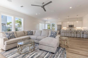 Sleeps 24 Private Heated Pool Pet-Friendly